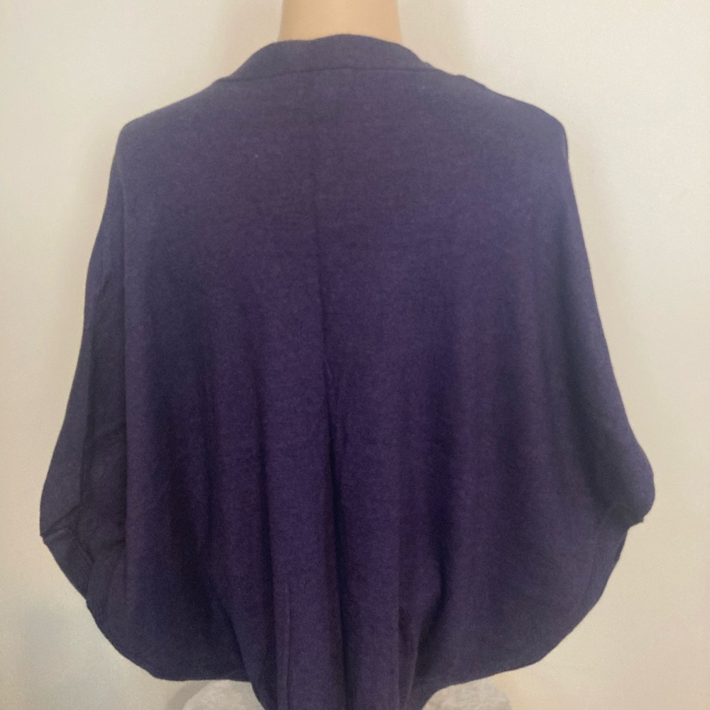 Women's Purple Button-Up Sweater
Item# TSsw33 - Picture 3 of 3